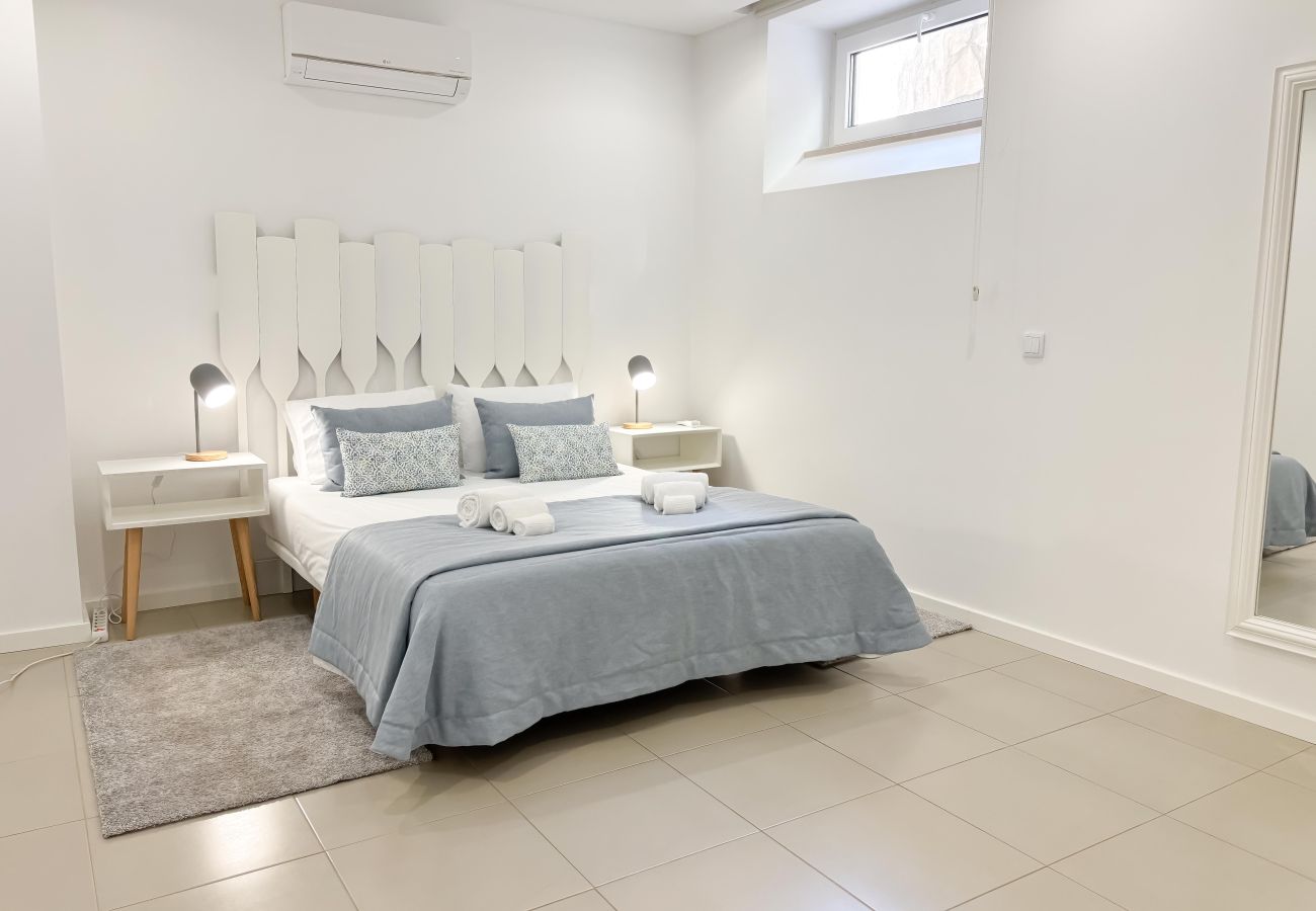 Apartamento en São Martinho do Porto - Janelas da Baía - By SCH