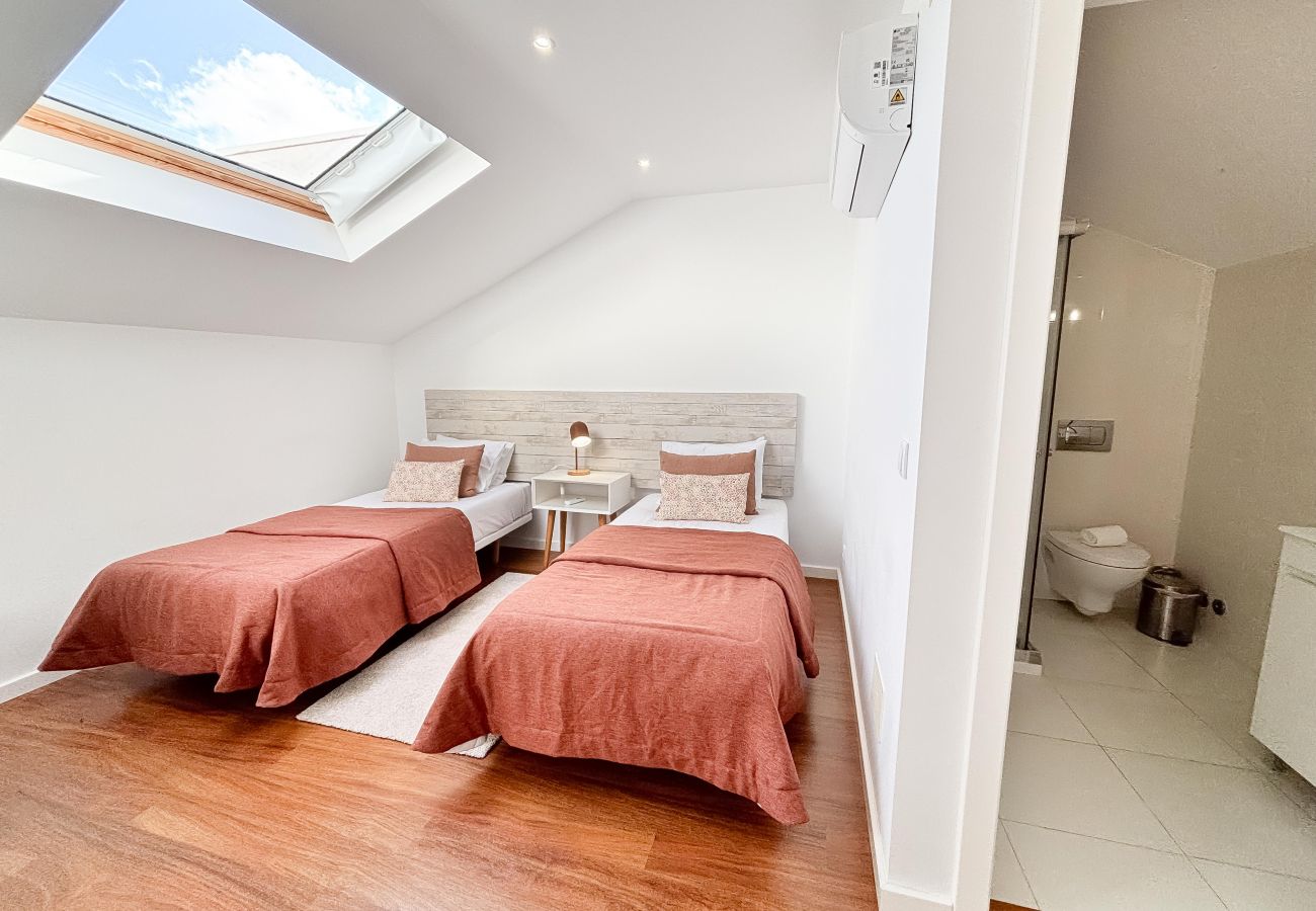 Apartamento en São Martinho do Porto - Janelas da Baía - By SCH