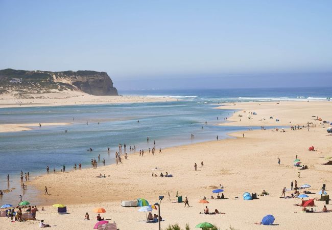 Villa en Foz do Arelho - Villa Foz - Villa de Vacaciones con Piscina Privada By SCH Villa en Foz do Arelho - Villa Foz - Villa de Vacaciones con Piscina Privada By SCH