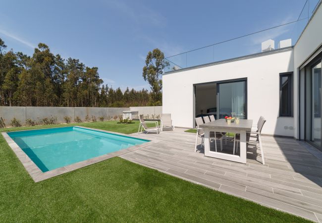 Casas de vacaciones, Villa Paraíso, São Martinho do Porto, playa, piscina, familias, Portugal.