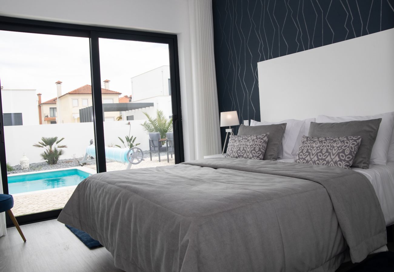 Villa Besugo, Pataias, vacaciones, piscina privada, familia, playa