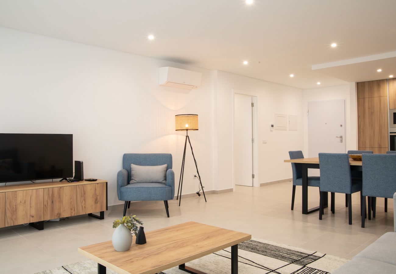 Apartamento acogedor, Nazaré, céntrico, cerca de la playa, vistas.