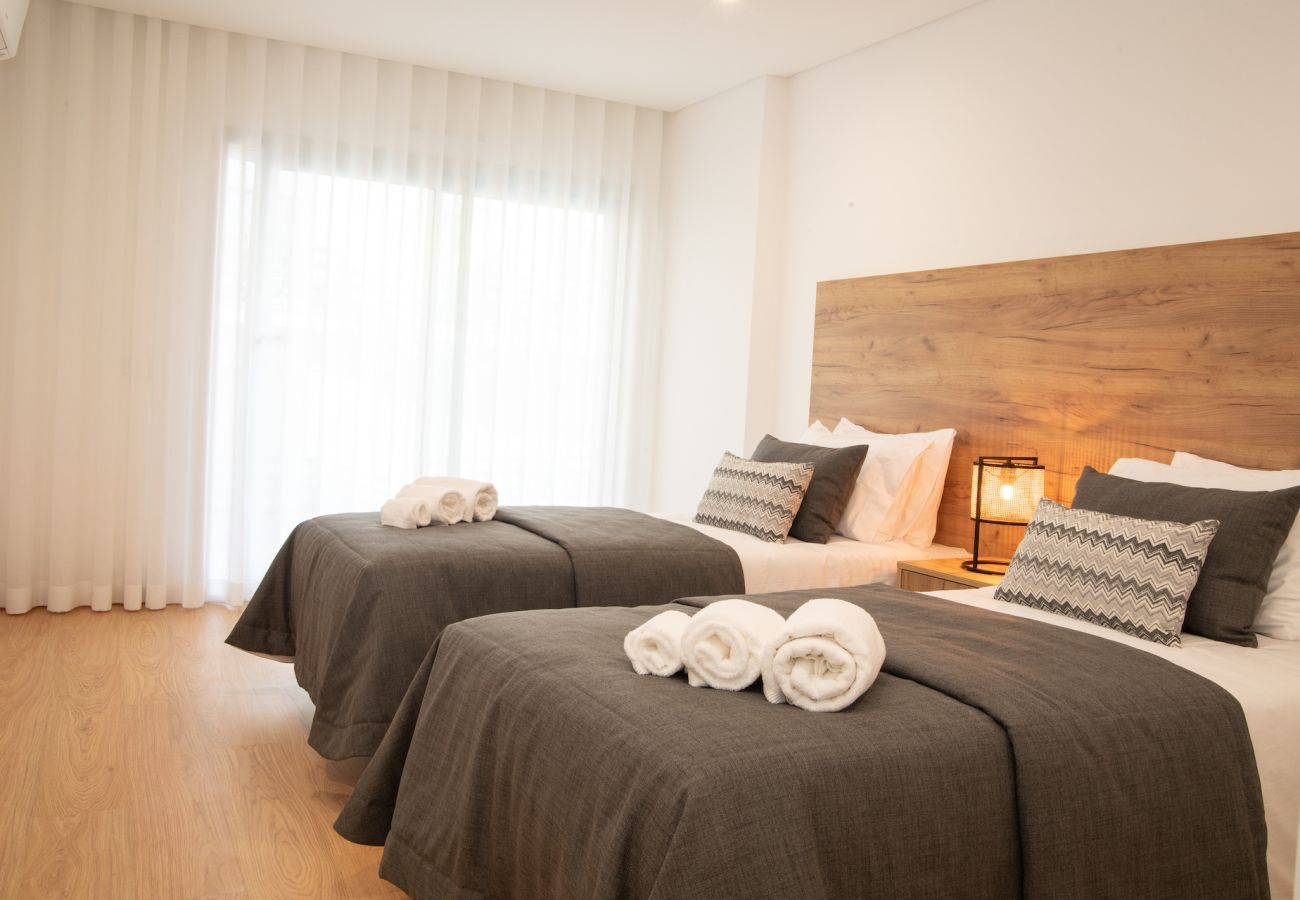 Apartamento acogedor, Nazaré, céntrico, cerca de la playa, vistas.