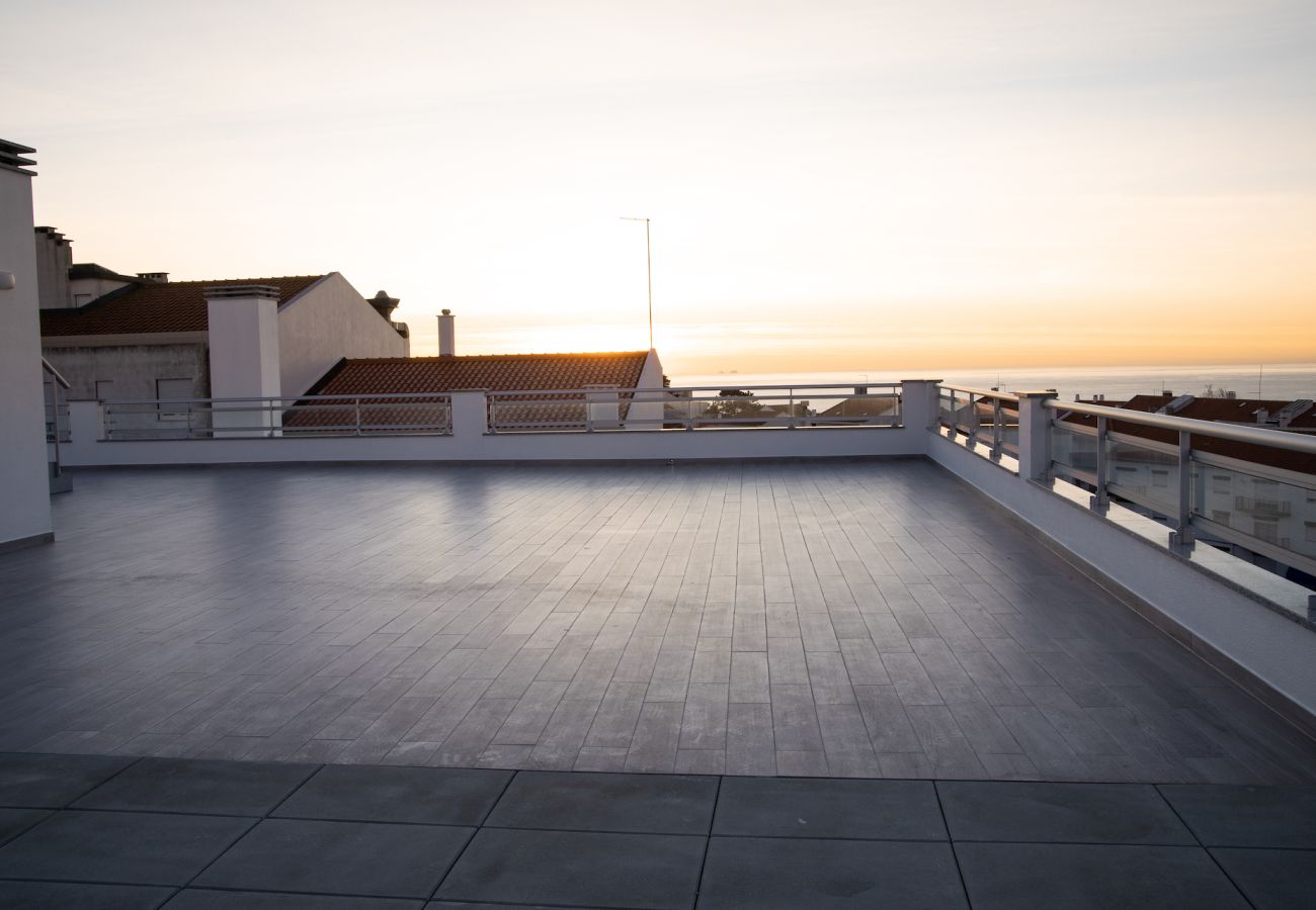 Apartamento acogedor, Nazaré, céntrico, cerca de la playa, vistas.