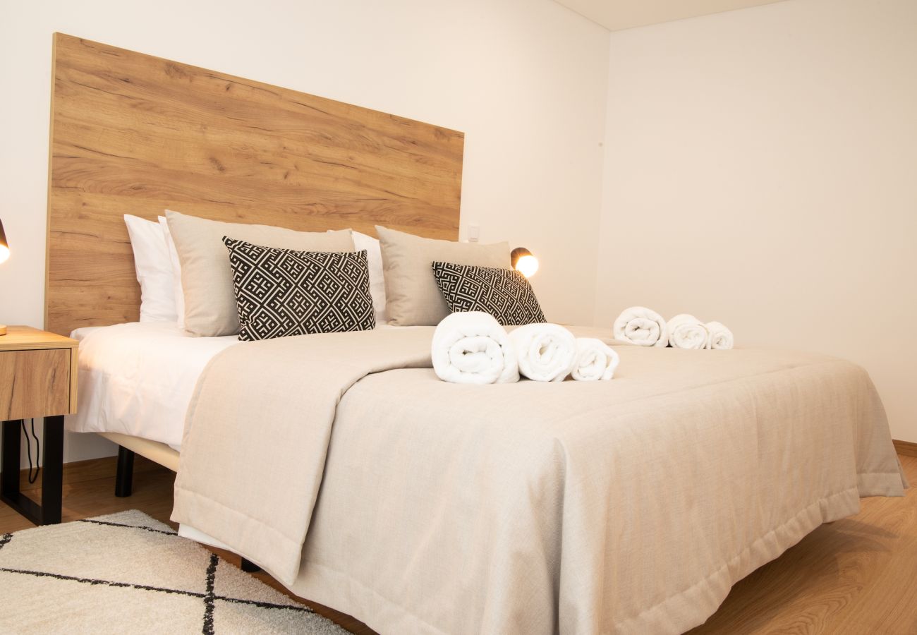 Apartamento acogedor, Nazaré, céntrico, cerca de la playa, vistas.