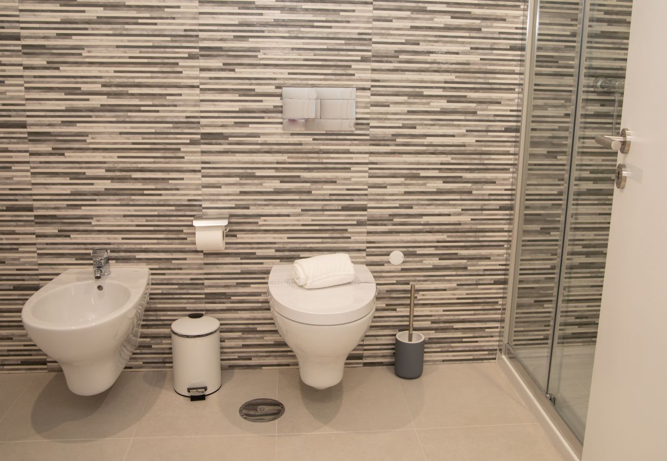 Apartamento acogedor, Nazaré, céntrico, cerca de la playa, vistas.