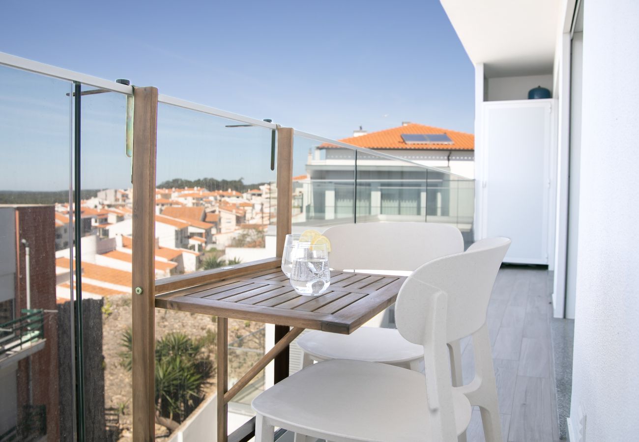 Apartamento T2, piscina,ubicación céntrica,cerca Praia da Norte,Nazaré