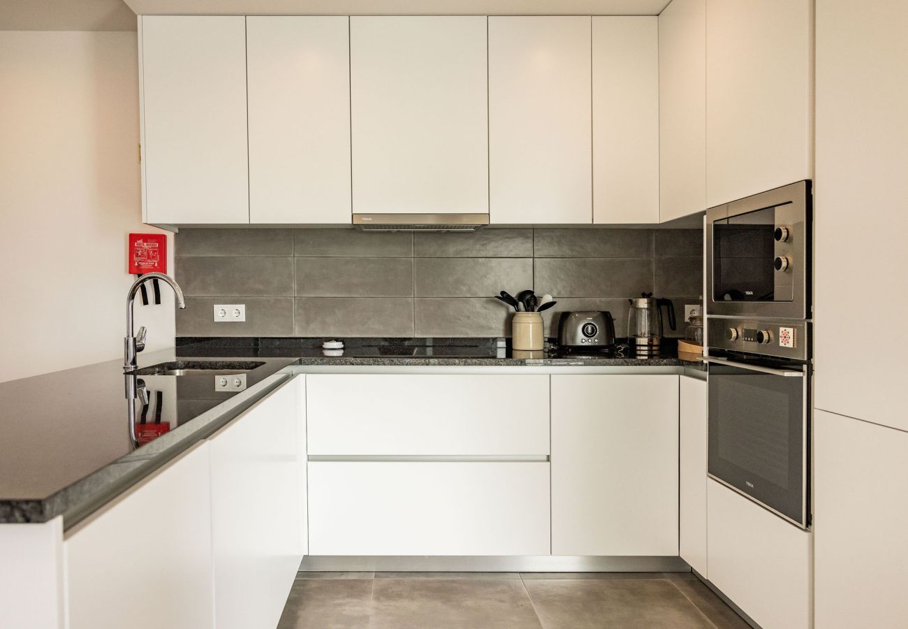 apartamento en Nazaré con piscina y vista al mar