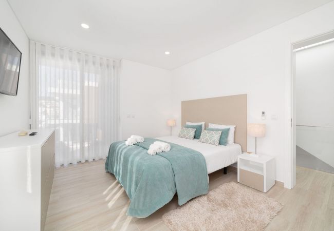 Villa à Salir do Porto - Villa Atlântico - Villa de Vacances avec Piscine Privée et Jacuzzi avec Vue By SCH Villa à Salir do Porto - Villa Atlântico - Villa de Vacances avec Piscine Privée et Jacuzzi avec Vue By SCH