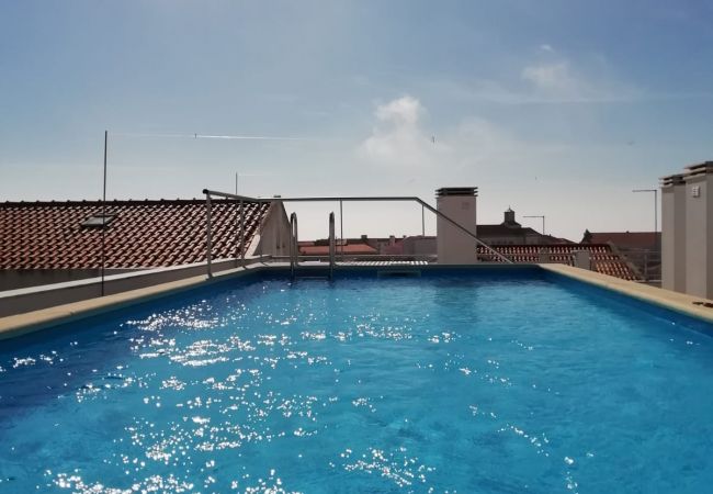 appartement, vacances, Nazaré, plage, piscine en toiture, Portugal