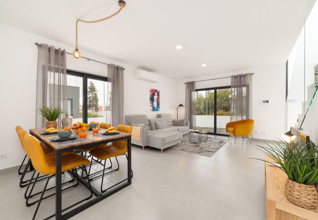 Villa à Pataias - Villa Pataias - Villa de Vacances avec Piscine Privée By SCH Villa à Pataias - Villa Pataias - Villa de Vacances avec Piscine Privée By SCH