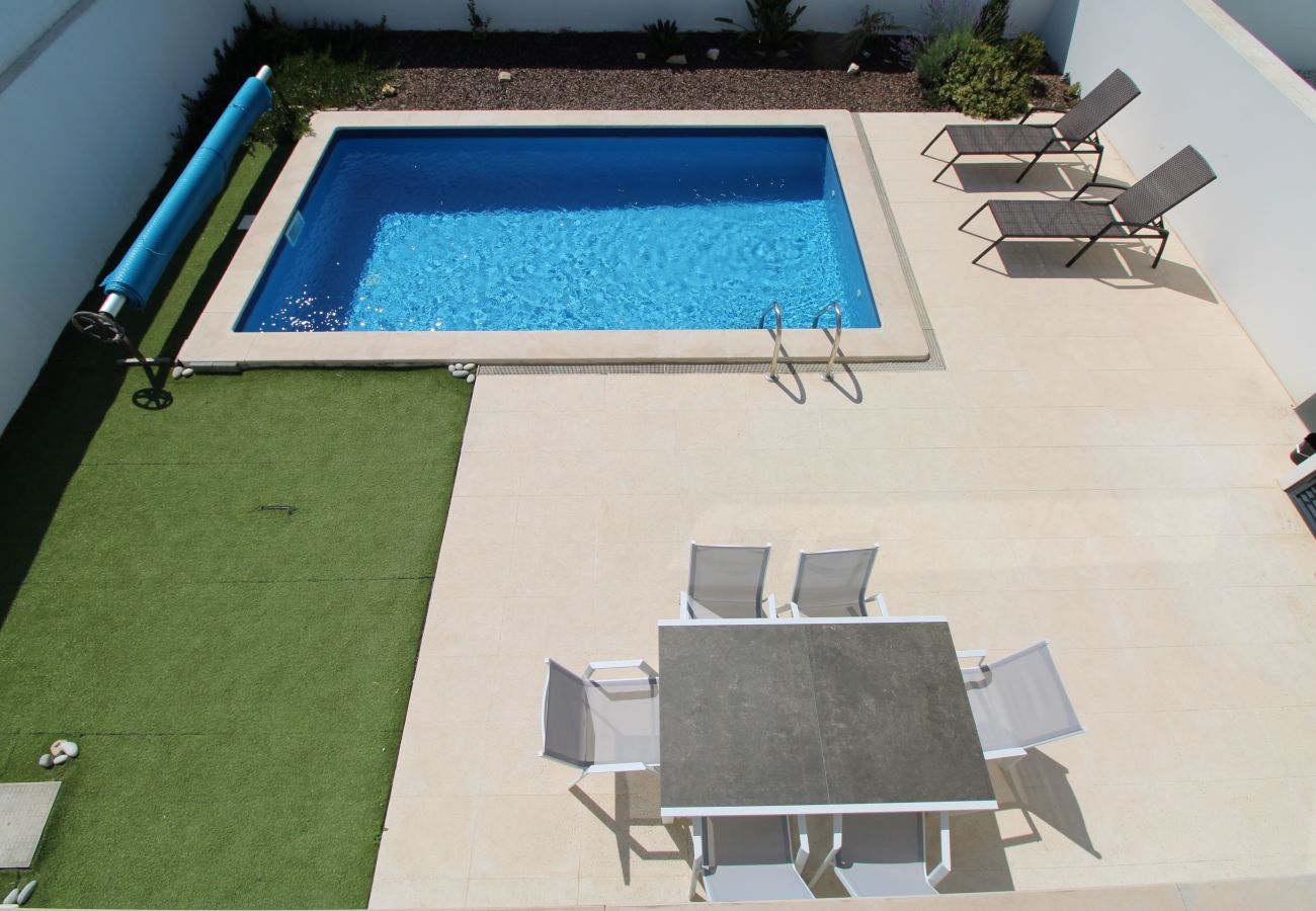 Maison à louer, 3 chambres, piscine, près de la plage, Salir do Porto