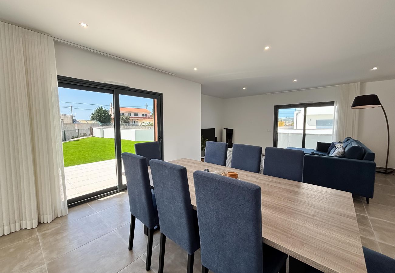 maison familiale Alfeizerão, piscine privée, proche de la plage