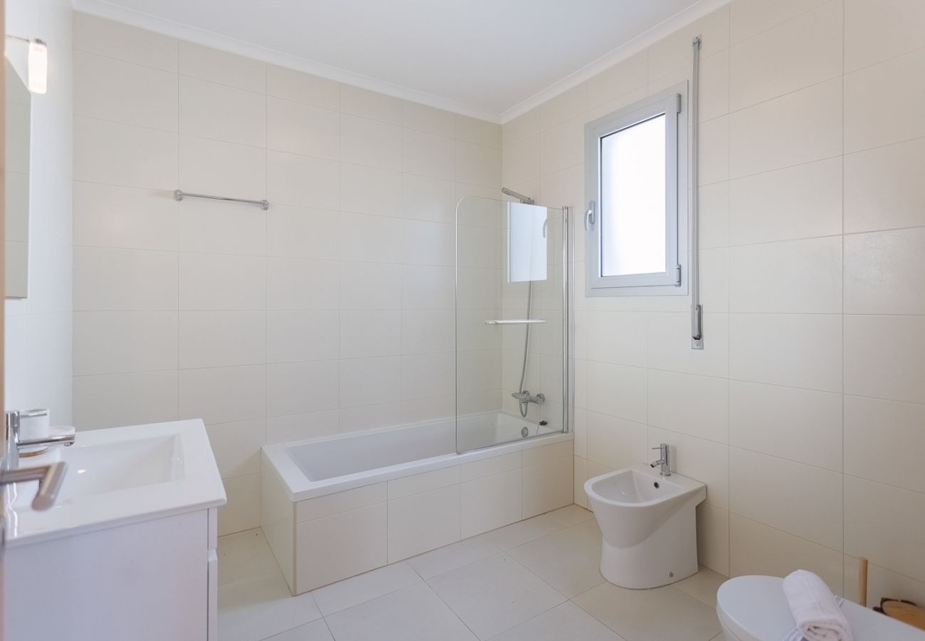Villa a Nazaré - Villa con 3 camere - Vista mare - Piscina - Vicino a Nazare