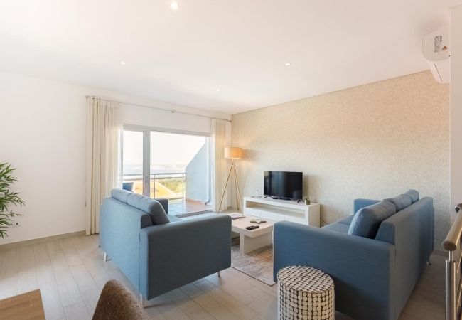 Villa a Nazaré - Casa 3 Camere da letto con vista mare e piscina - Ideale per famiglie Villa a Nazaré - Casa 3 Camere da letto con vista mare e piscina - Ideale per famiglie