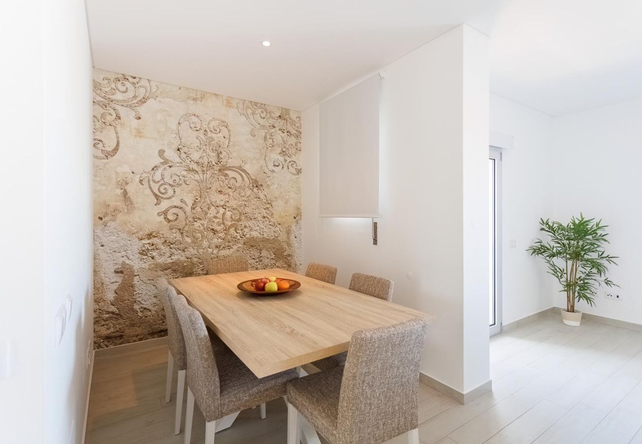 Villa a Nazaré - Casa 3 Camere da letto con vista mare e piscina - Ideale per famiglie