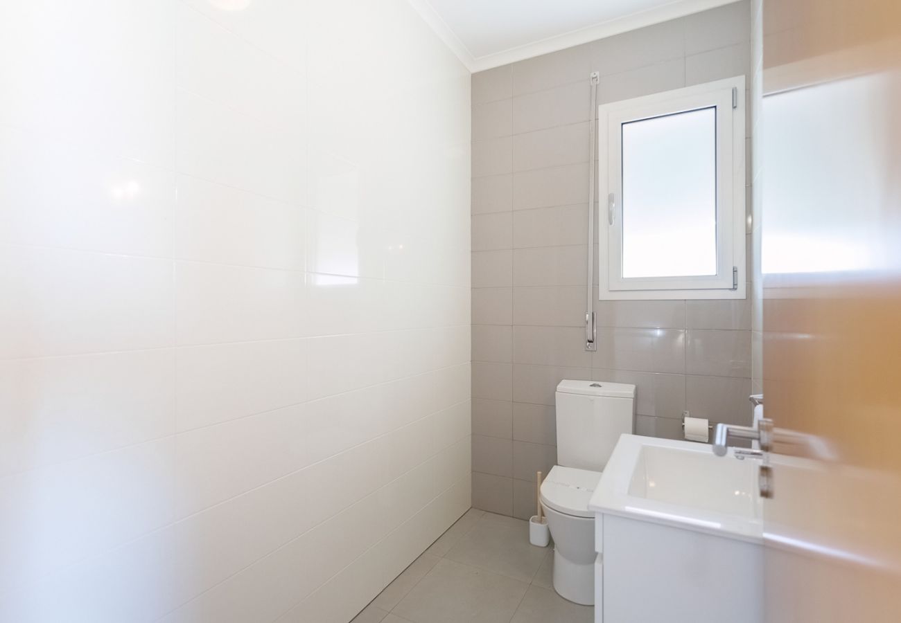 Villa a Nazaré - Casa 3 Camere da letto con vista mare e piscina - Ideale per famiglie