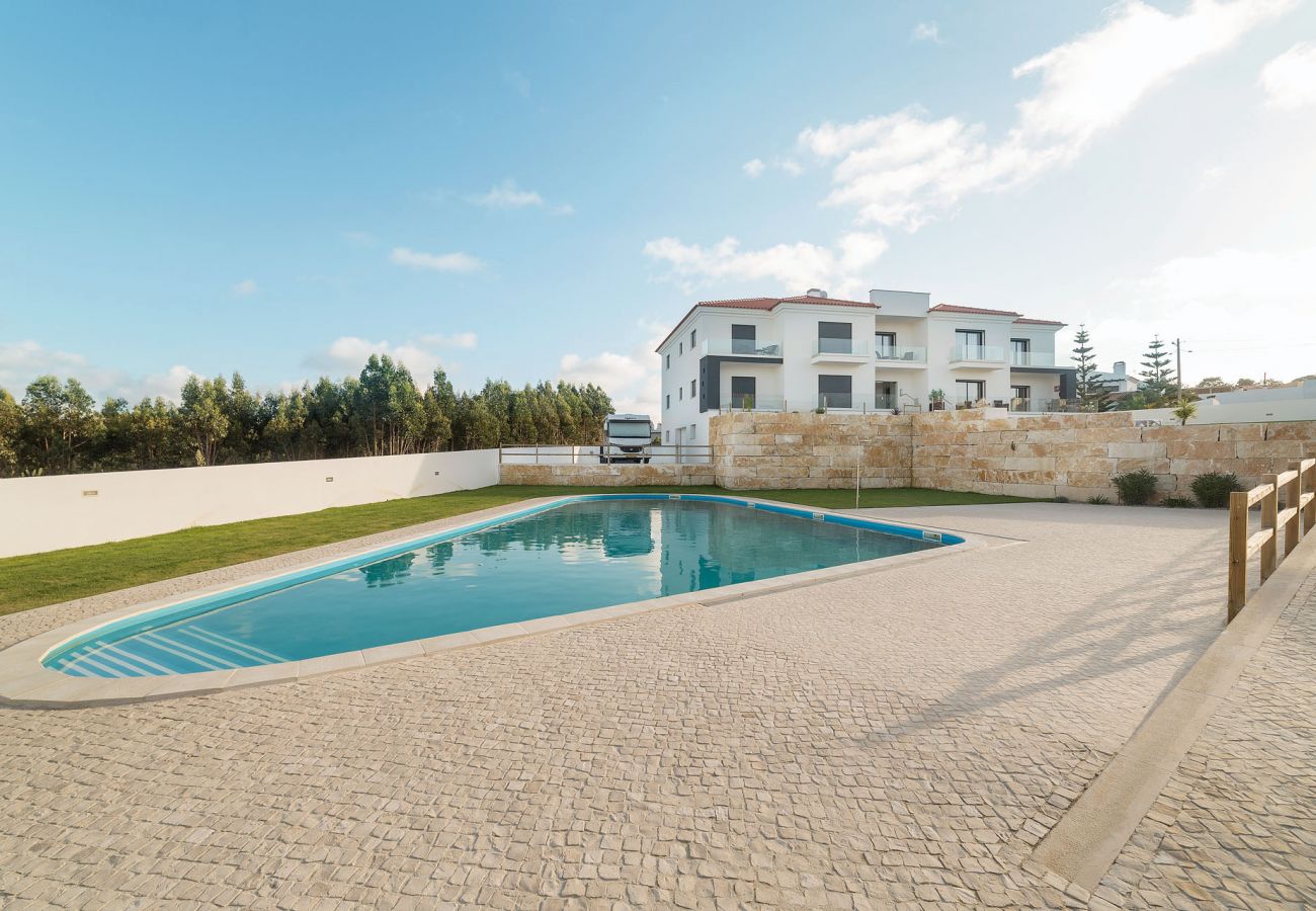 Appartamento a Salir do Porto - Appartamento con piscina e vista sulla baia di Sao Martinho do Porto