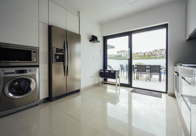 Villa a Salir do Porto - Casa vacanza di lusso con 3 camere da letto vicino alla spiaggia Villa a Salir do Porto - Casa vacanza di lusso con 3 camere da letto vicino alla spiaggia