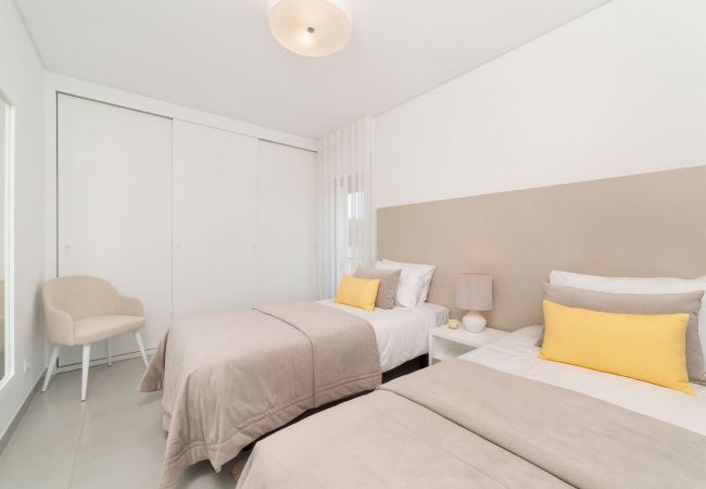 Villa a Coto - Casa Jasmin - Villa de Férias com Piscina Privada By SCH Villa a Coto - Casa Jasmin - Villa de Férias com Piscina Privada By SCH