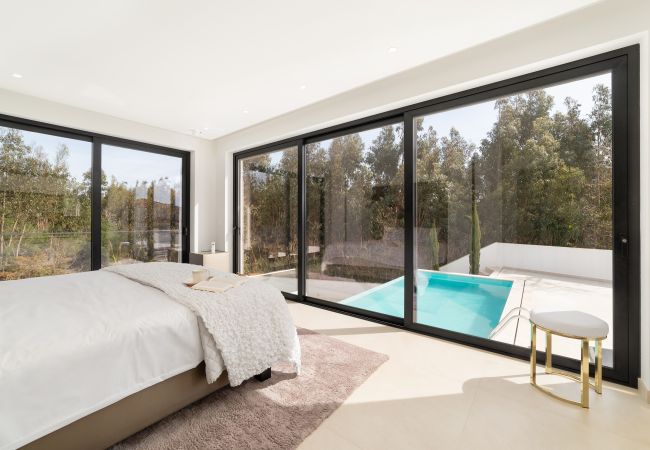 Villa a São Martinho do Porto - Villa Floresta - Villa de Férias com Piscina Privada By SCH Villa a São Martinho do Porto - Villa Floresta - Villa de Férias com Piscina Privada By SCH