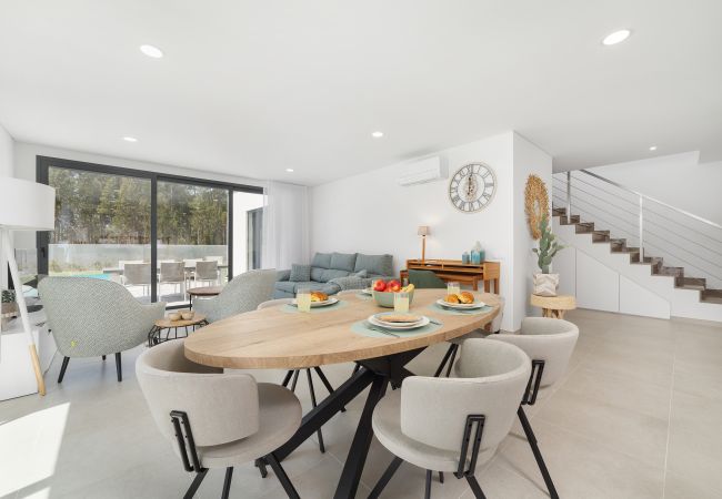 Villa a São Martinho do Porto - Villa Paraíso - Villa de Férias com Piscina Privada By SCH Villa a São Martinho do Porto - Villa Paraíso - Villa de Férias com Piscina Privada By SCH