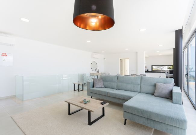 Villa a Famalicão - Casa Berlenga - Villa de Férias com Piscina Privada e Vista para o Mar By SCH Villa a Famalicão - Casa Berlenga - Villa de Férias com Piscina Privada e Vista para o Mar By SCH