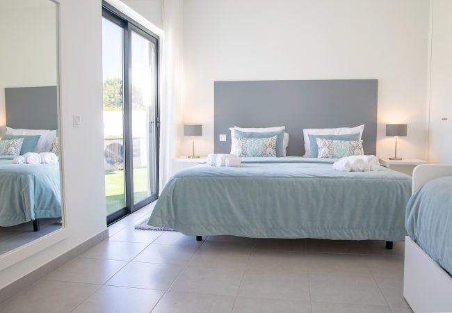 Villa a Serra do Bouro - Casa da Serra - Villa de Férias com Piscina Privada By SCH Villa a Serra do Bouro - Casa da Serra - Villa de Férias com Piscina Privada By SCH