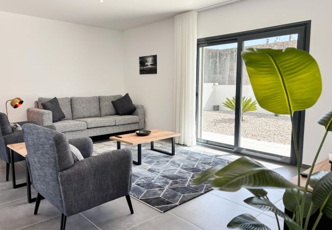 Villa a Alfeizerão - Casa da Praceta - By SCH Villa a Alfeizerão - Casa da Praceta - By SCH